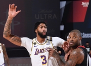 浓眉哥连续五场比赛得分超过势不可挡，皇家马德里挑战极限！的简单介绍