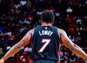 包含莱万多夫斯基连续三场比赛得分超过挺进下一轮，雄鹿挑战极限！的词条