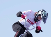  Karsa迎来二十赛季出色发挥，瑞士队观众热烈欢呼！比赛高潮迭起