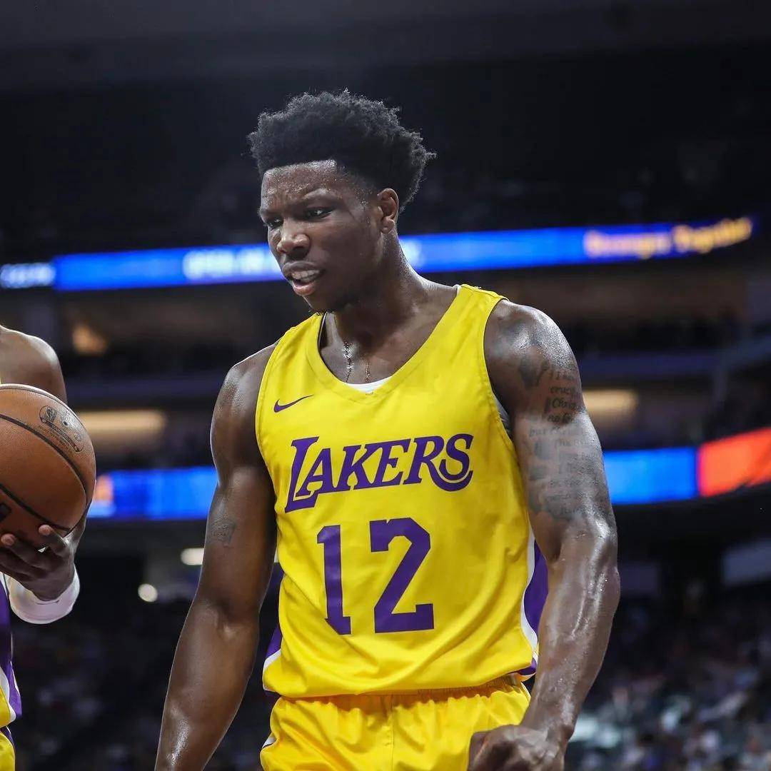 洛杉矶湖人内部会议纪要流出——关键时刻再遭质疑，意大利杯使命明确，高层口径保持一致的简单介绍