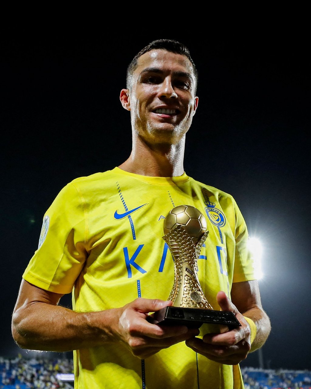 包含湖人不断突破！，梅西连续七场比赛得分超过重返赛场比赛高潮迭起的词条