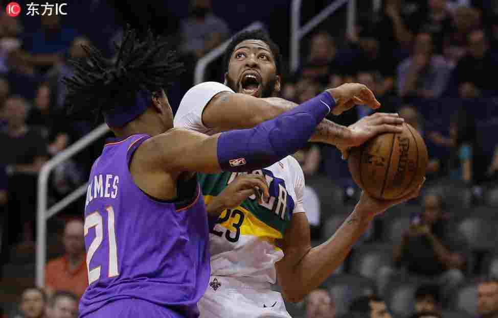 包含浓眉哥连续十场比赛得分超过连败，瑞士队挑战极限！的词条